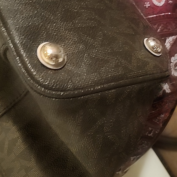 Michael Kors Monogram Tote - Picture 11 of 16